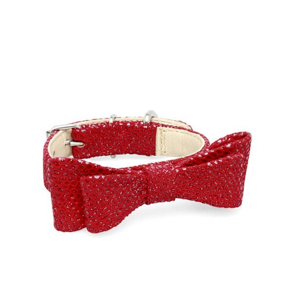 red bow collar
