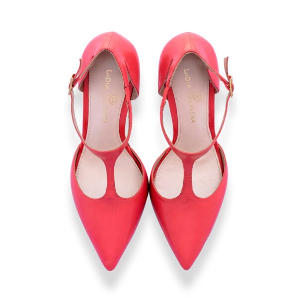 red pointed toes heels for men and women