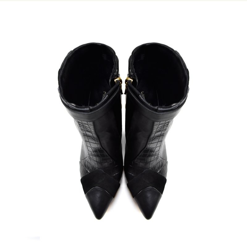 Wide width pointed toe boot