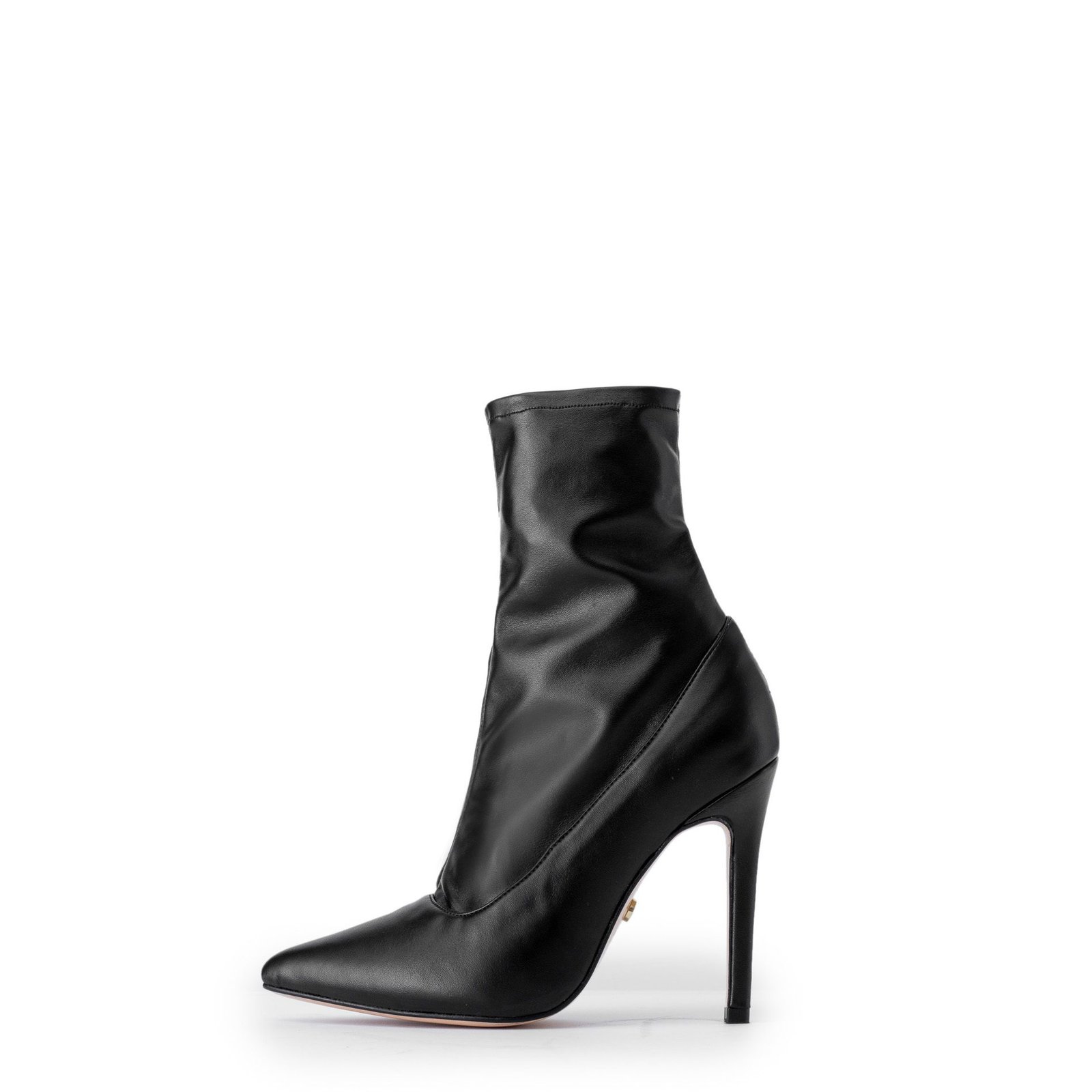 Black pointed toe bootie